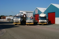 bedrijfslocatie met wagens